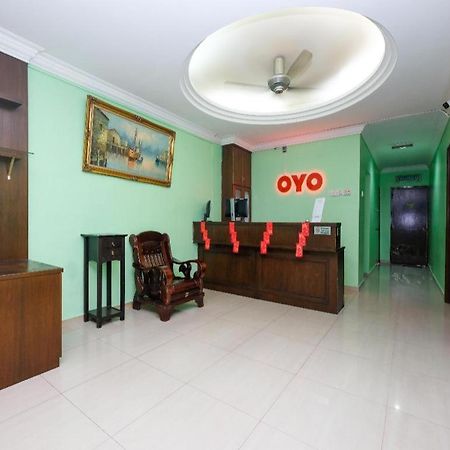 Oyo 89759 Gold Jerantut Hotel Екстер'єр фото